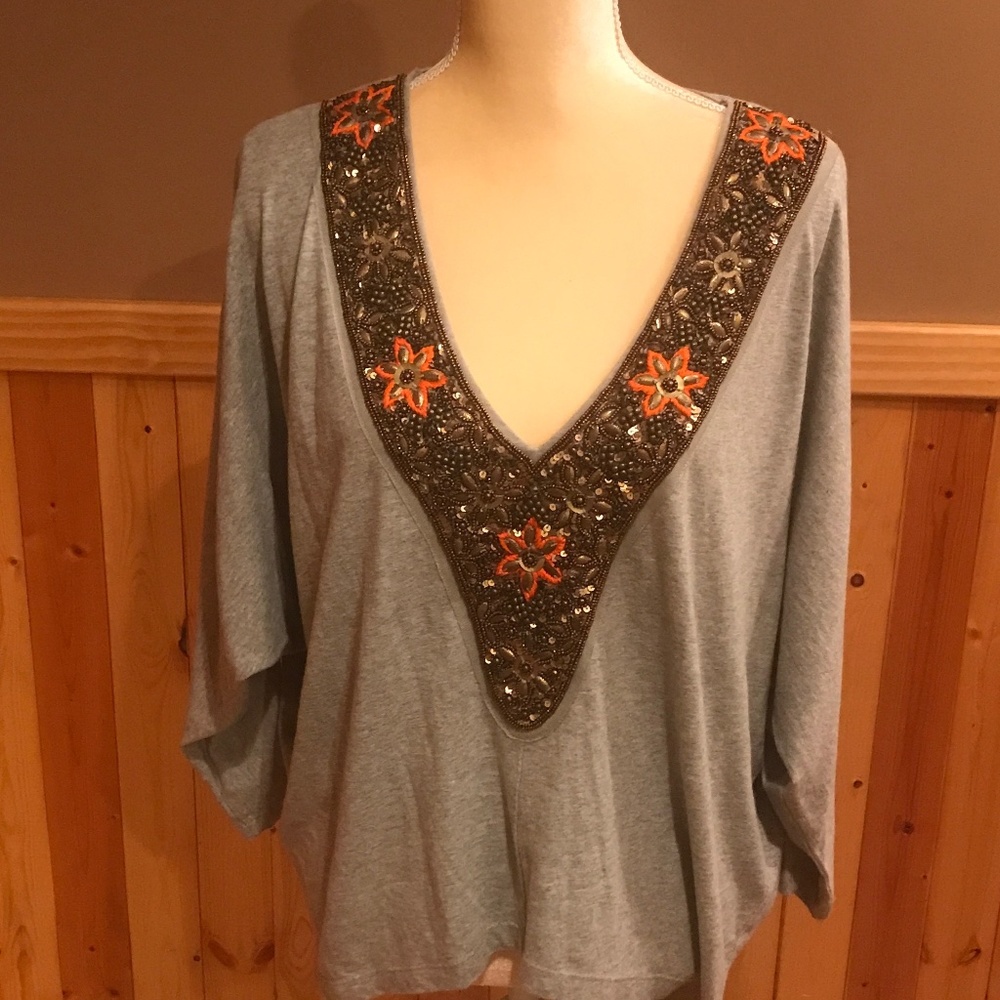 LUDI women's top with fancy front size small